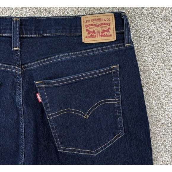 Levi's 724 High Rise Slim Straight Jeans Womens Size 16W Blue Cast Shadows Wash - Picture 3 of 13